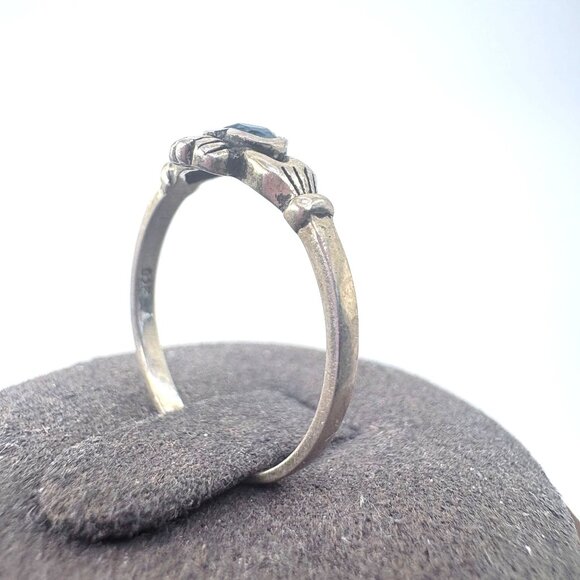 VTG Solid Sterling Silver 925 Blue Topaz Bezel Set Claddagh Ring Size 6.75 - Picture 2 of 8